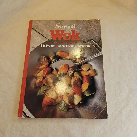 Sunset Wok Cook Book Stir-Frying Deep-Frying Steaming 1989 ISBN 0-376-02964-1 - Picture 1 of 3